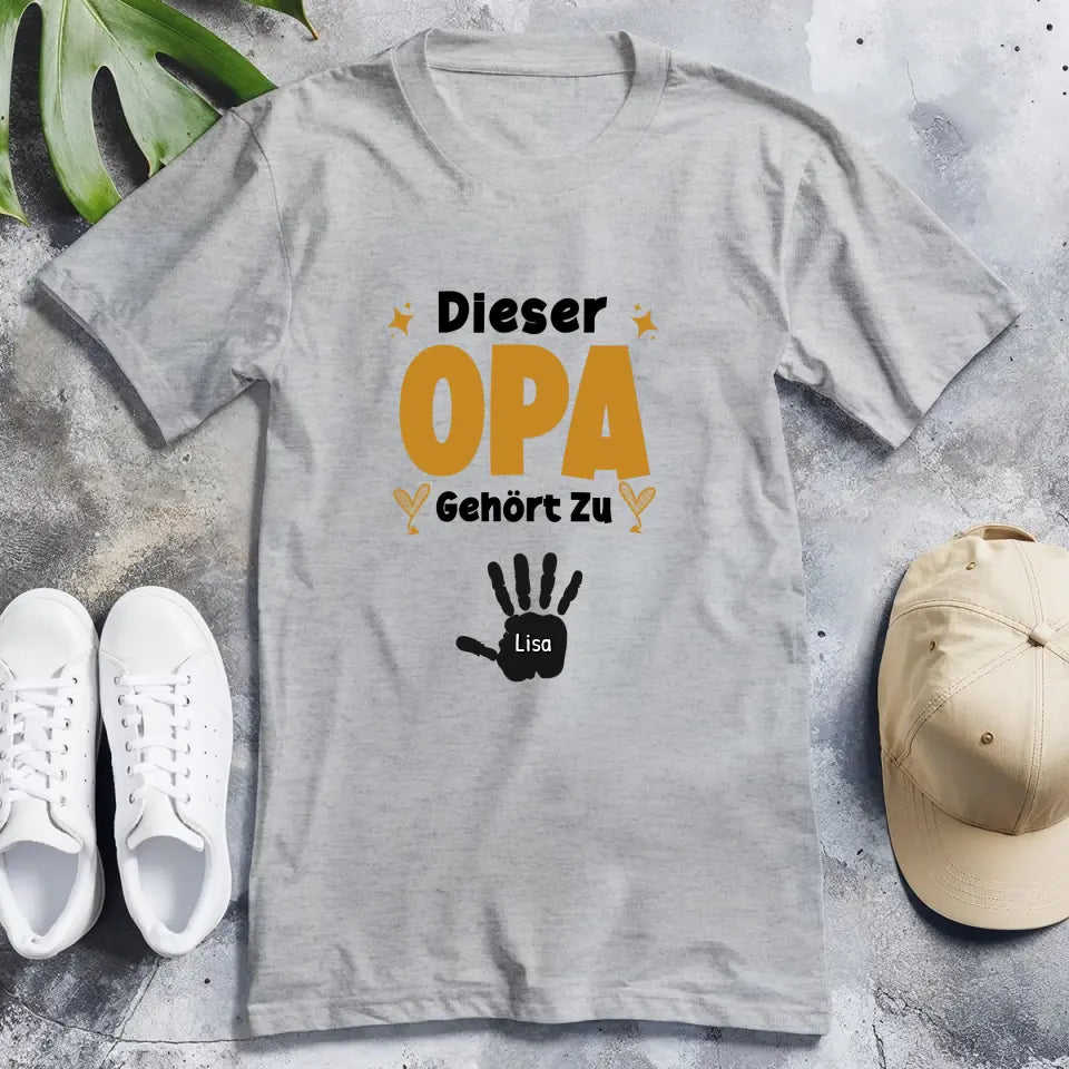 Personalisierter T-Shirt- Dieser Opa gehört zu... (bis zu 10 Kinder)