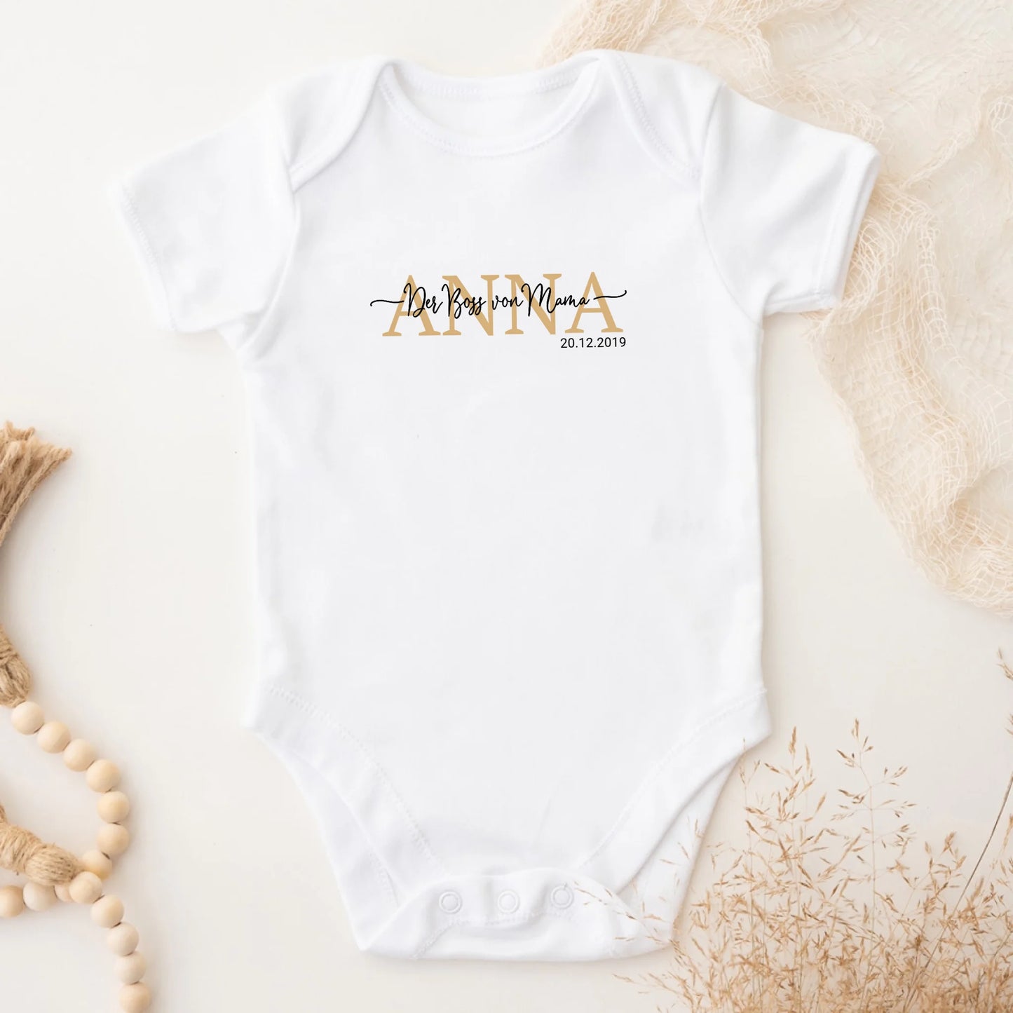 Personalisiertes Kinder T-Shirt - Kindername mit Spruch und Datum