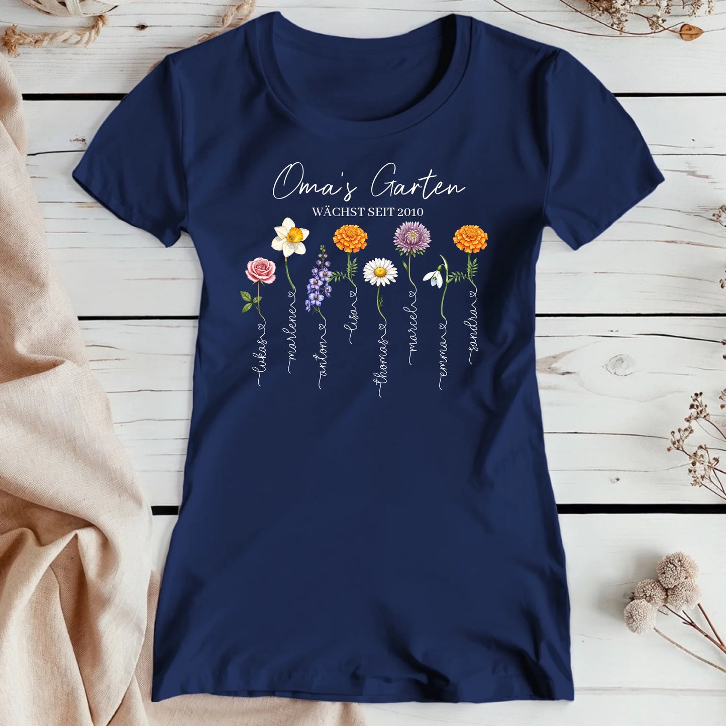 Personalisiertes T-Shirt - Omas Garten mit 1-8 Blumen/Namen