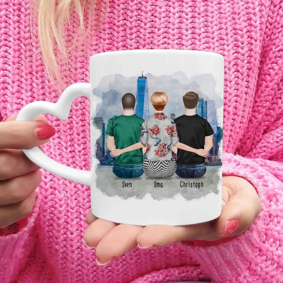 Personalisierte Tasse für Oma (2 Männer + 1 Oma)