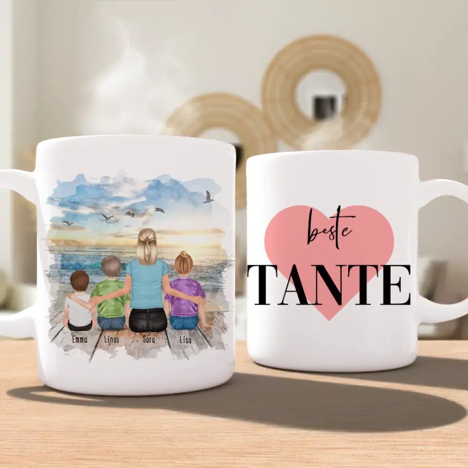 Personalisierte Tasse mit Tante (1 Baby + 2 Kinder + 1 Tante)