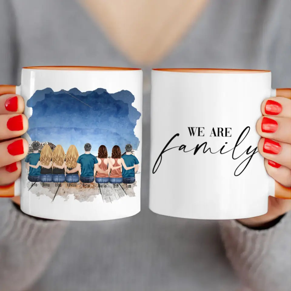 Personalisierte Tasse mit Familie (5 Frauen + 3 Männer)