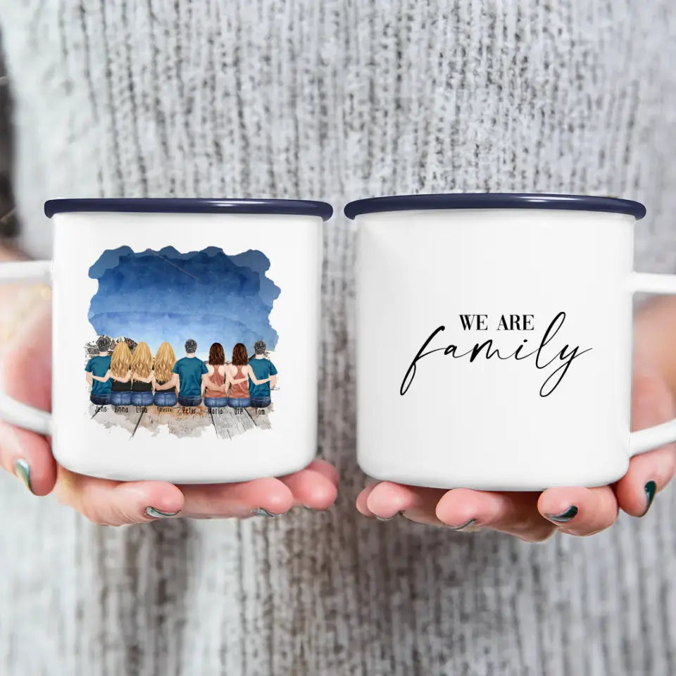 Personalisierte Tasse mit Familie (5 Frauen + 3 Männer)