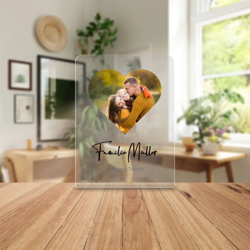 Personalisierte Acrylglasplatte mit eigenem Bild in Herzform, Familiennamen & Namen