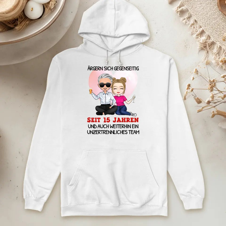 Personalisierter Hoodie - Ärgern sich gegenseitig seit Jahren... Paar/Freunde/Bestie Hoodie