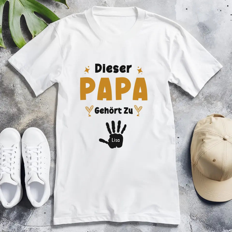 Personalisierter T-Shirt- Dieser Papa gehört zu... (bis zu 10 Kinder)