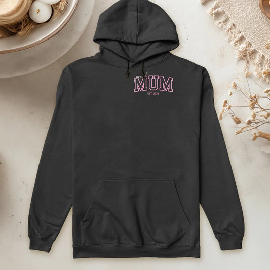 Personalisierter Hoodie - Mum/Mama/Oma EST. (kleinere Grafik)