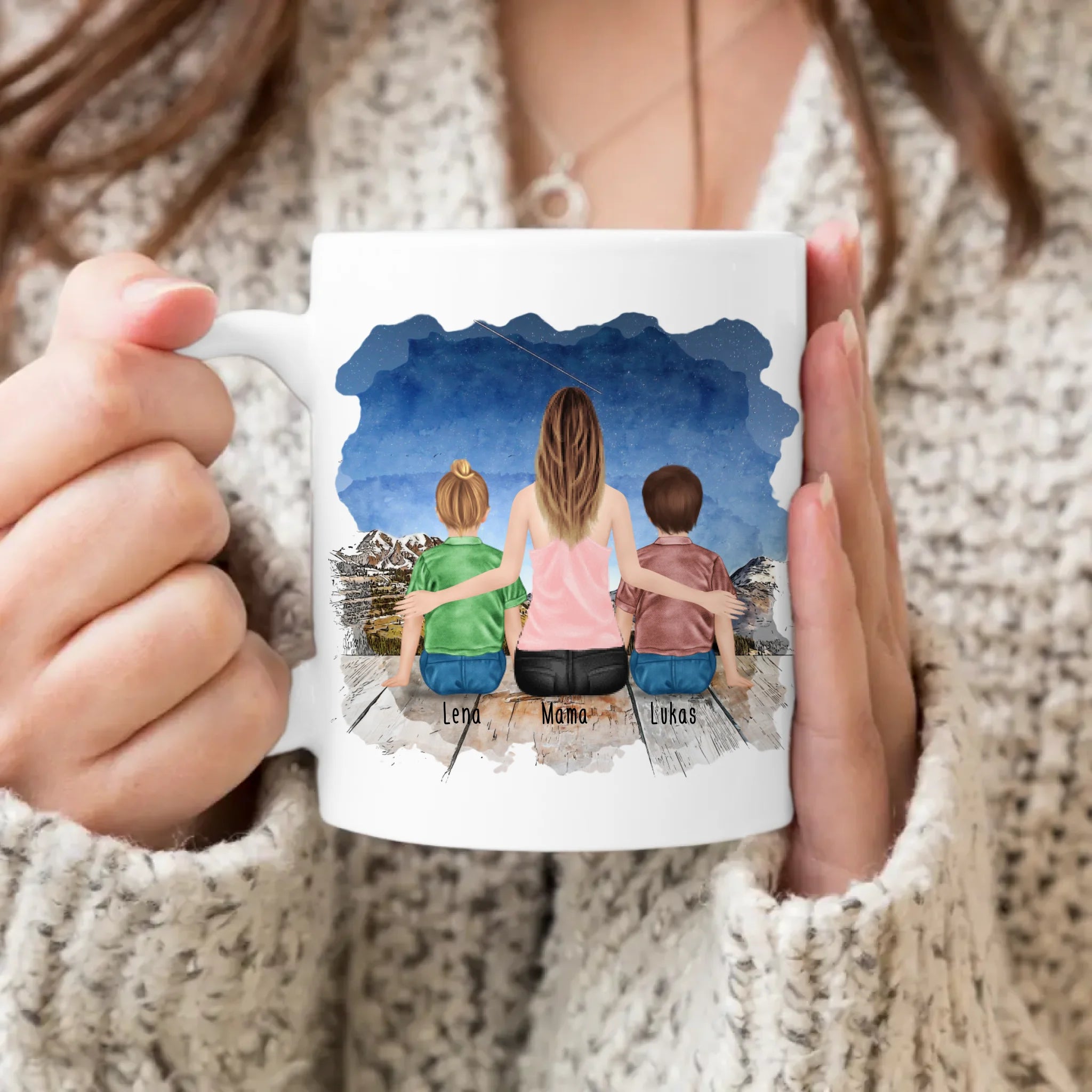 Personalisierte Tasse mit Mutter und Kindern (2 Kinder + 1 Mutter)