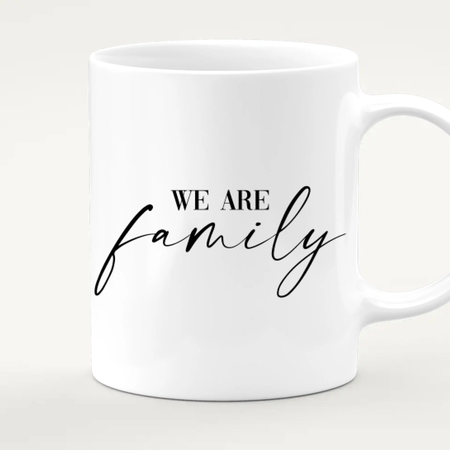 Personalisierte Tasse mit Familie (5 Frauen + 3 Männer)