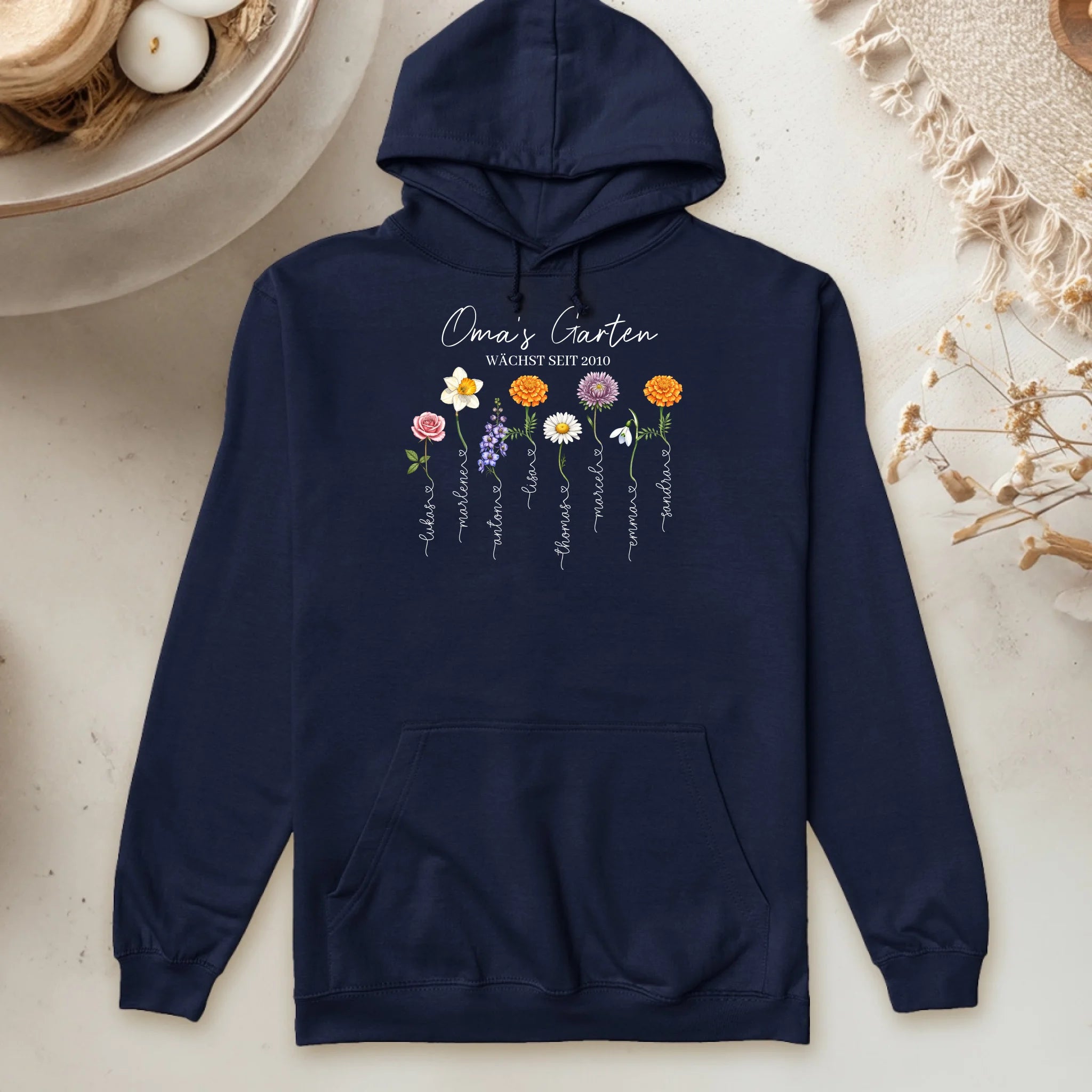Personalisierter Hoodie - Omas Garten mit 1-8 Blumen/Namen