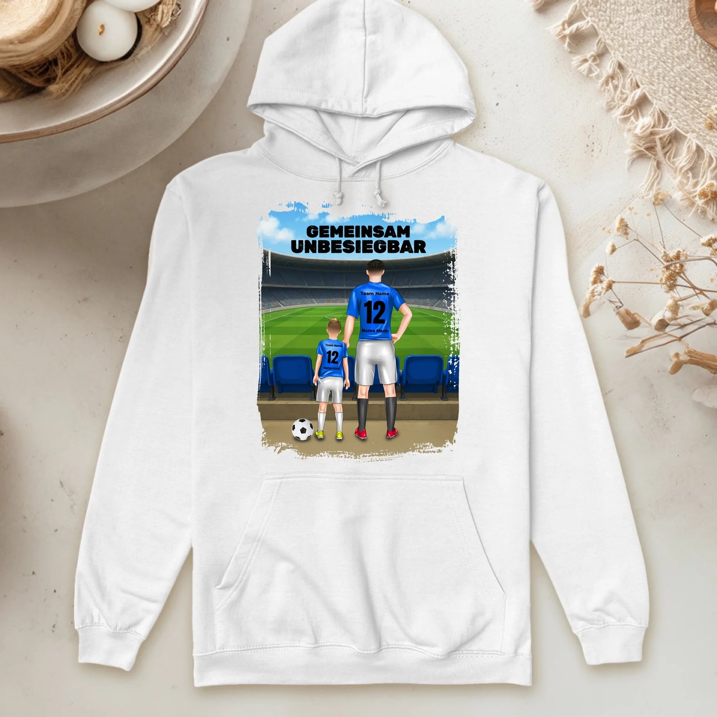 Personalisierter Hoodie mit mehreren Fußballern/Fußballerinnen - (Papa/Sohn/Tochter & mehr)