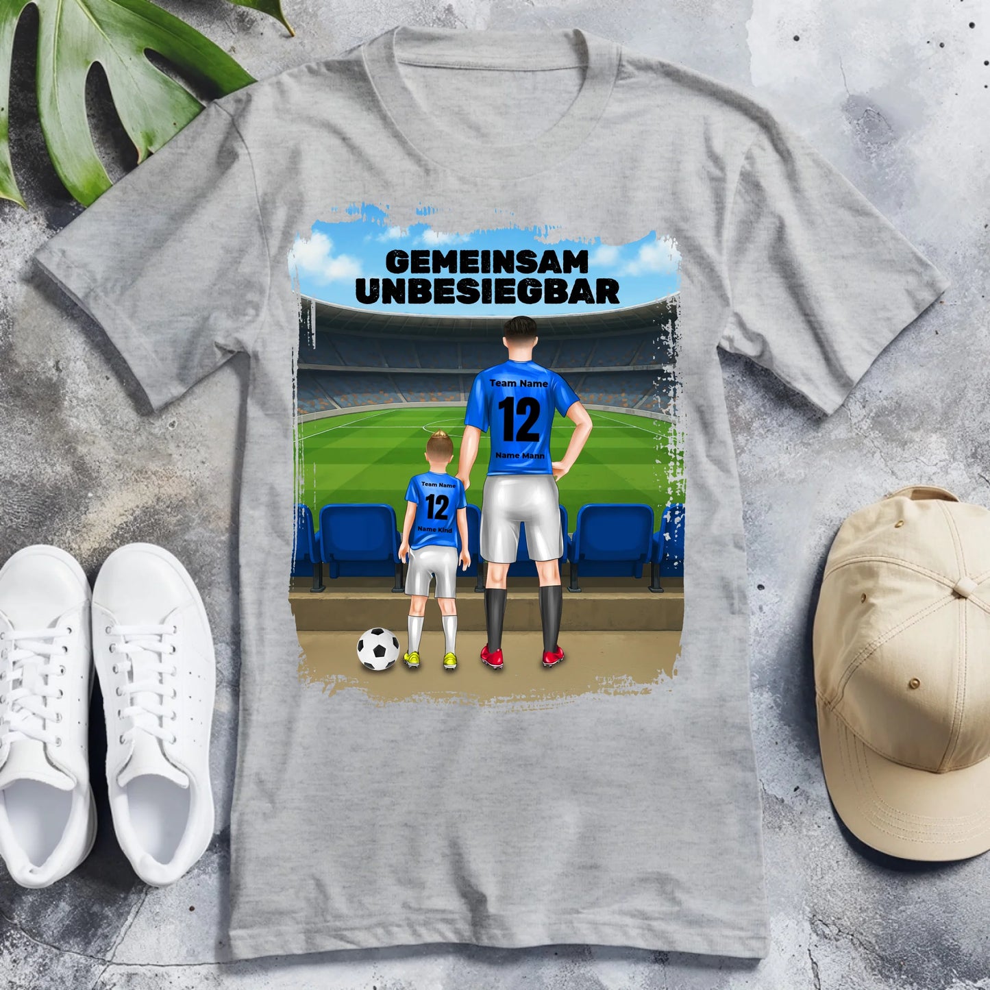 Personalisiertes T-Shirt mit mehreren Fußballern/Fußballerinnen - (Papa/Sohn/Tochter & mehr)