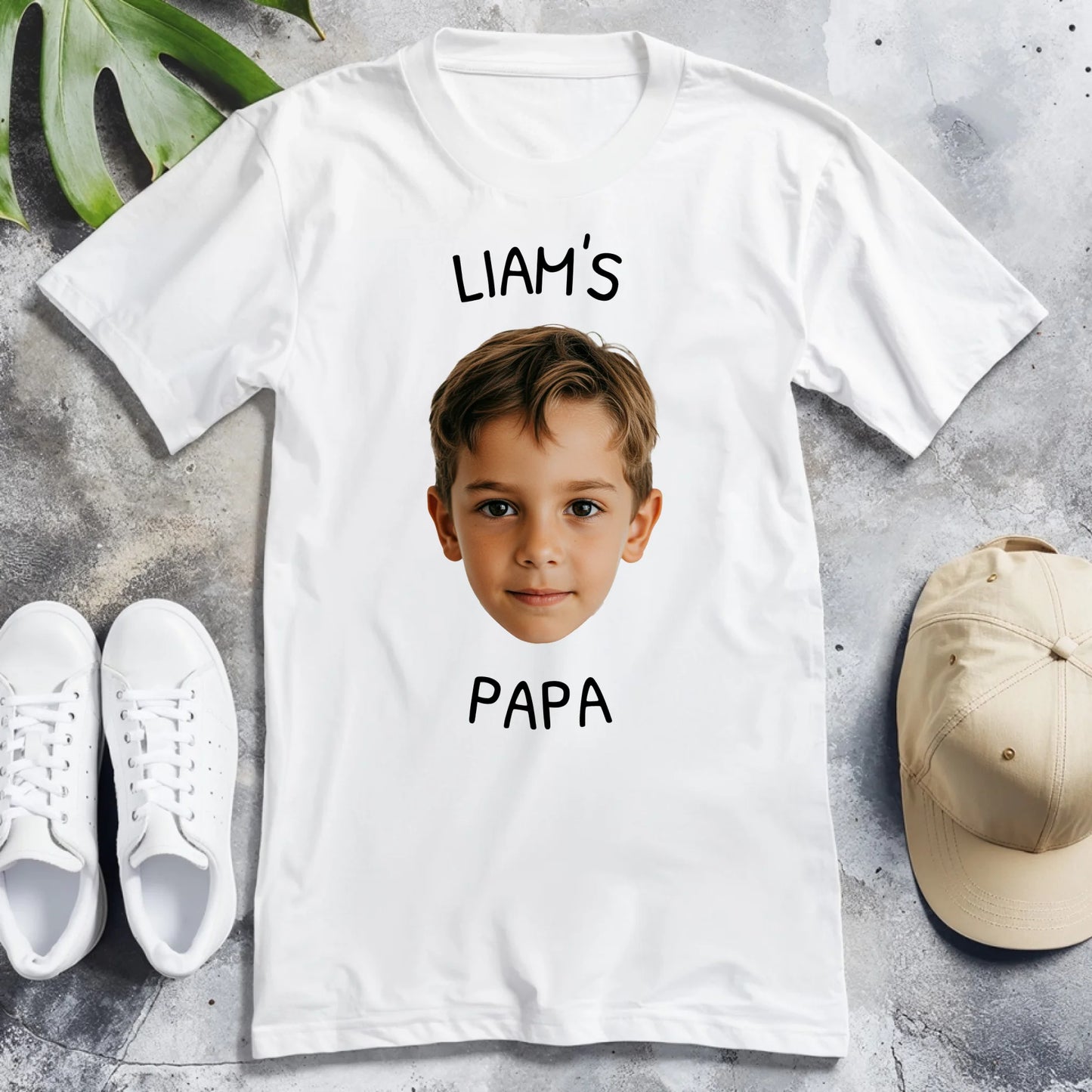 Personalisiertes T-Shirt - Dieser Papa gehört zu - Mit Bild von Kind