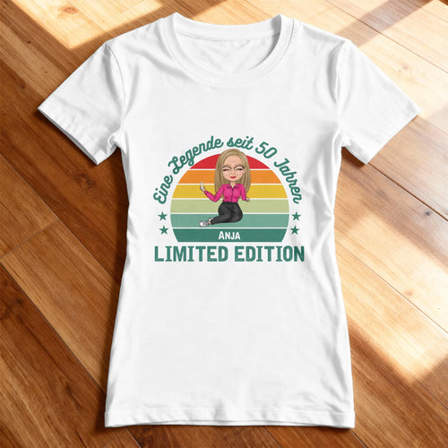 Personalisiertes T-Shirt - Eine Legende seit X Jahren - Oma / Mama Legende