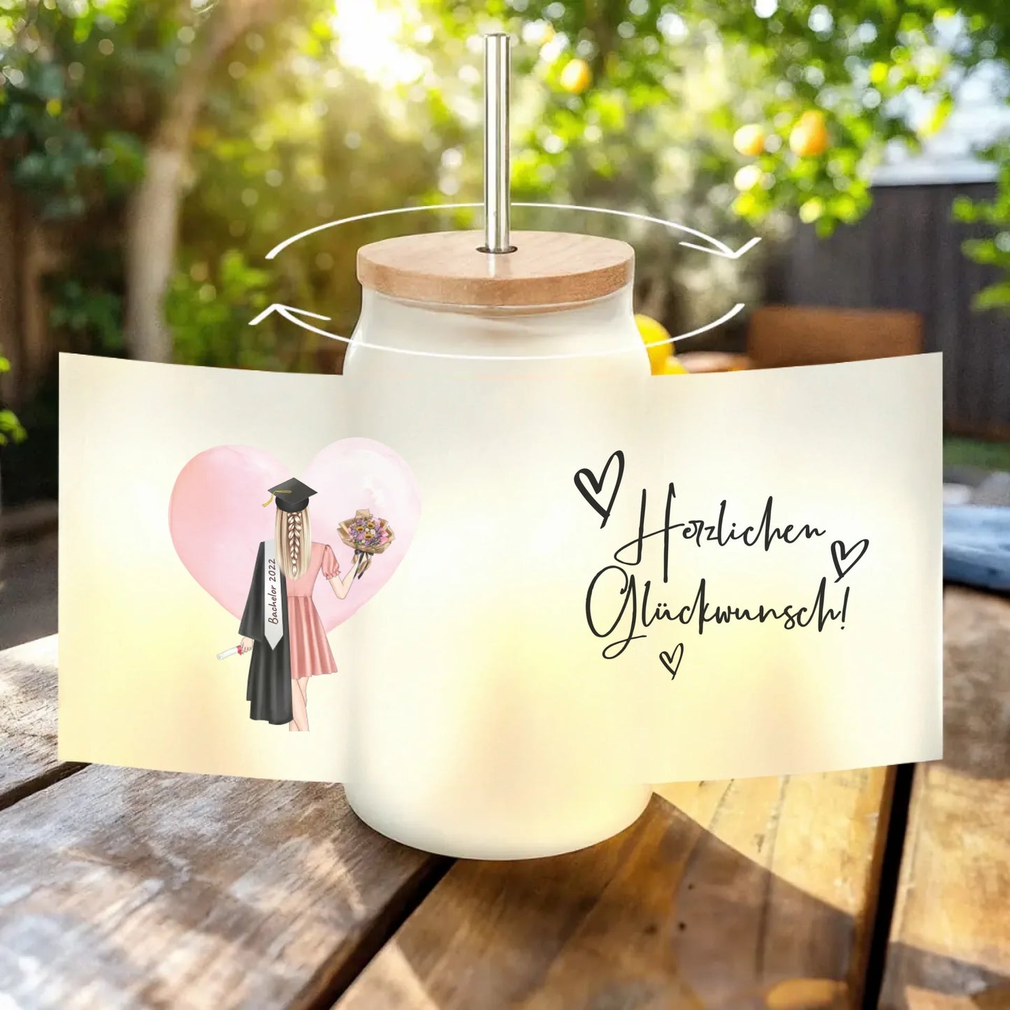 Personalisiertes Trinkglas mit Strohhalm - Bachelor/Master/Abi/Schulabschluss Geschenk (1 Frau)